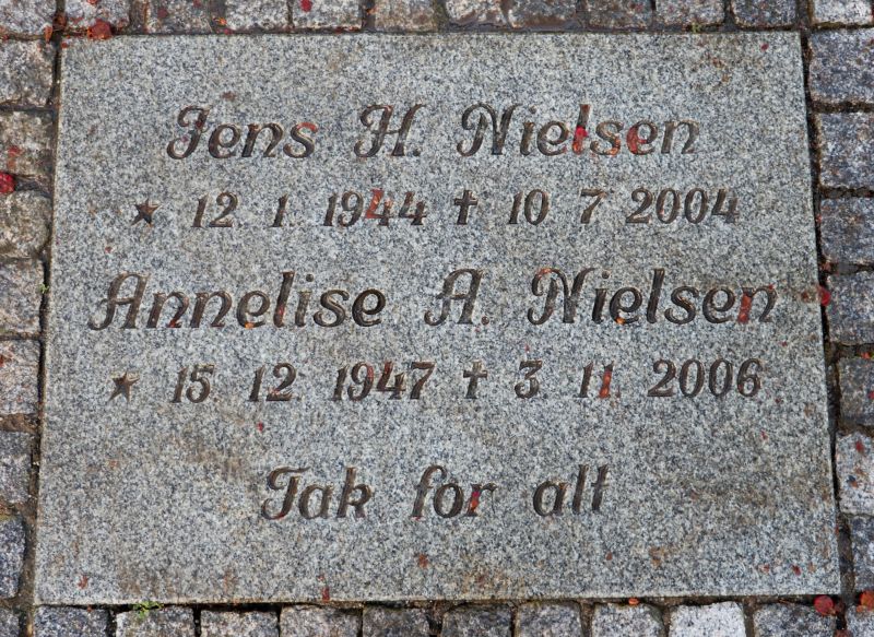Annelise A. Nielsen.JPG